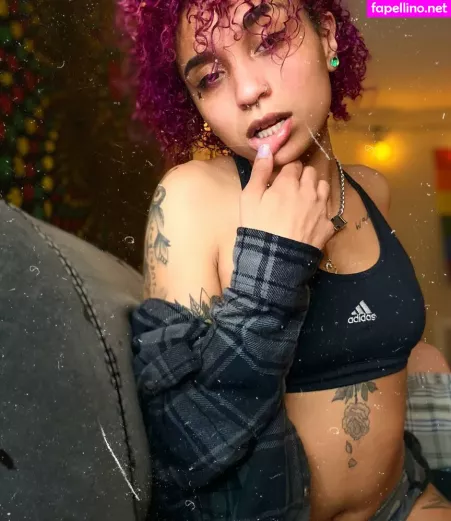 Sierra Love OnlyFans Thumbnail #7h4OndWjZq