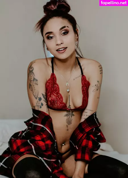Sierra Love OnlyFans Thumbnail #qJs2TfTURe