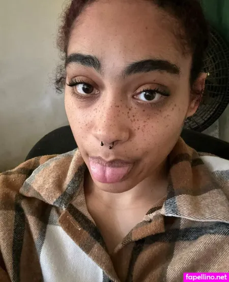 Sierra23785 OnlyFans Thumbnail #LA7nKB9OiV