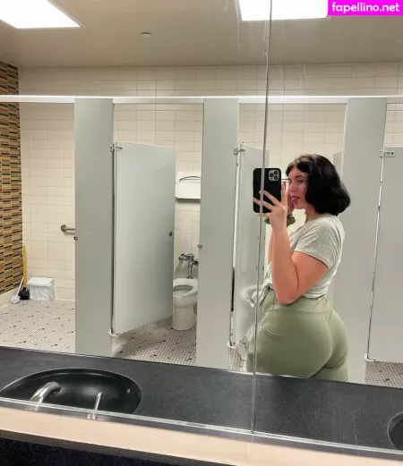 Sierraaa03 OnlyFans Thumbnail #siMneJcoZL