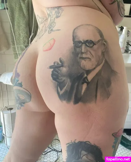 Siggy Freud OnlyFans Thumbnail #85wcLbRMs0