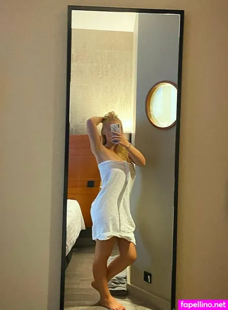 Signesofie OnlyFans Thumbnail #Y5kKzAMNUq