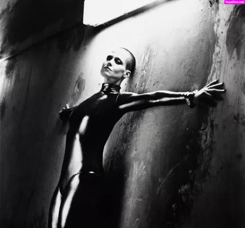 Sigourney Weaver OnlyFans Thumbnail #GTgrBALKKq