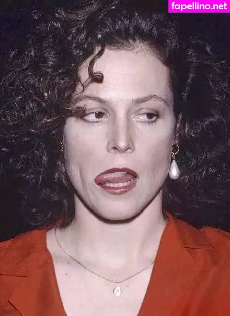 Sigourney Weaver OnlyFans Thumbnail #VDzllGoUzN