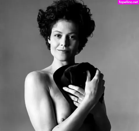 Sigourney Weaver OnlyFans Thumbnail #YzLoNQOrZZ