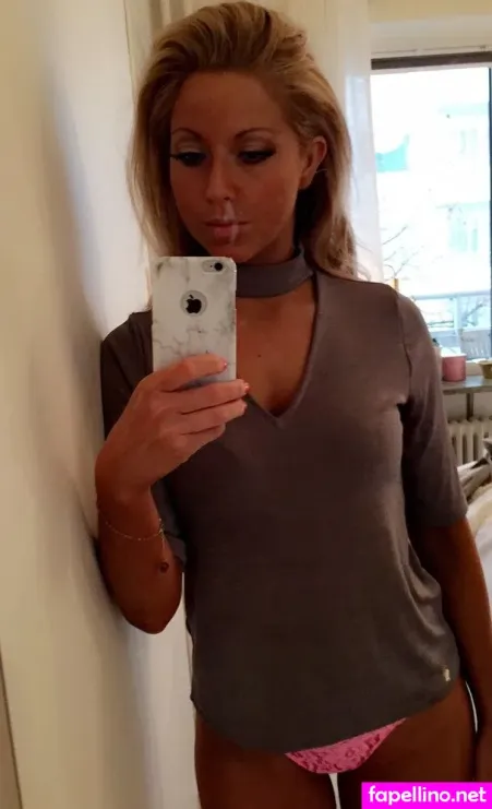 Sigrid Bernson OnlyFans Thumbnail #Dn9kqswJ5w