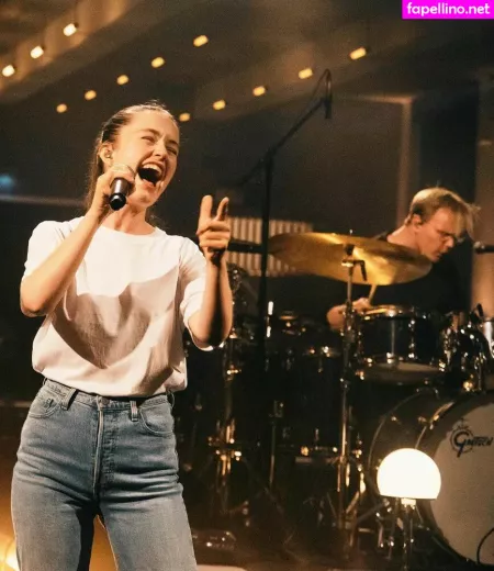 Sigrid OnlyFans Thumbnail #oQbO8WGY3y