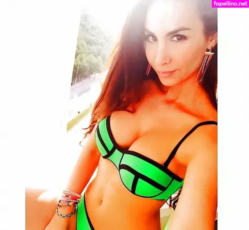 Sila Sahin OnlyFans Thumbnail #wbIEFFJk9W