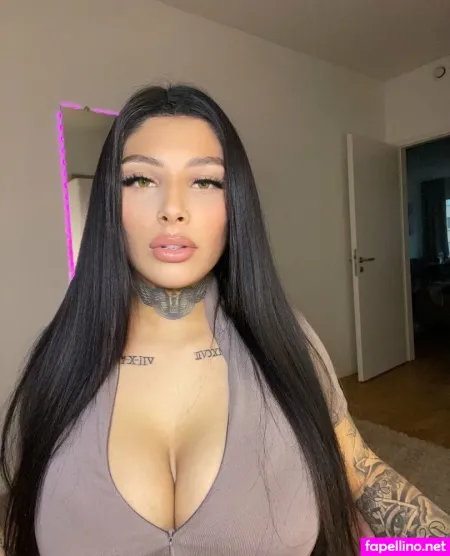 Silaxbae OnlyFans Thumbnail #gEVHVyXLQR