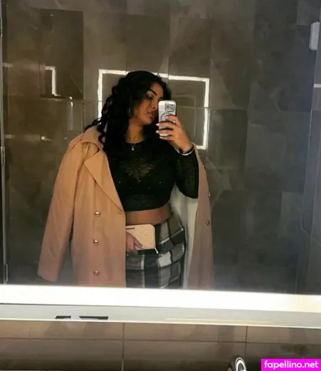 Silena G OnlyFans Thumbnail #p3p08VULit