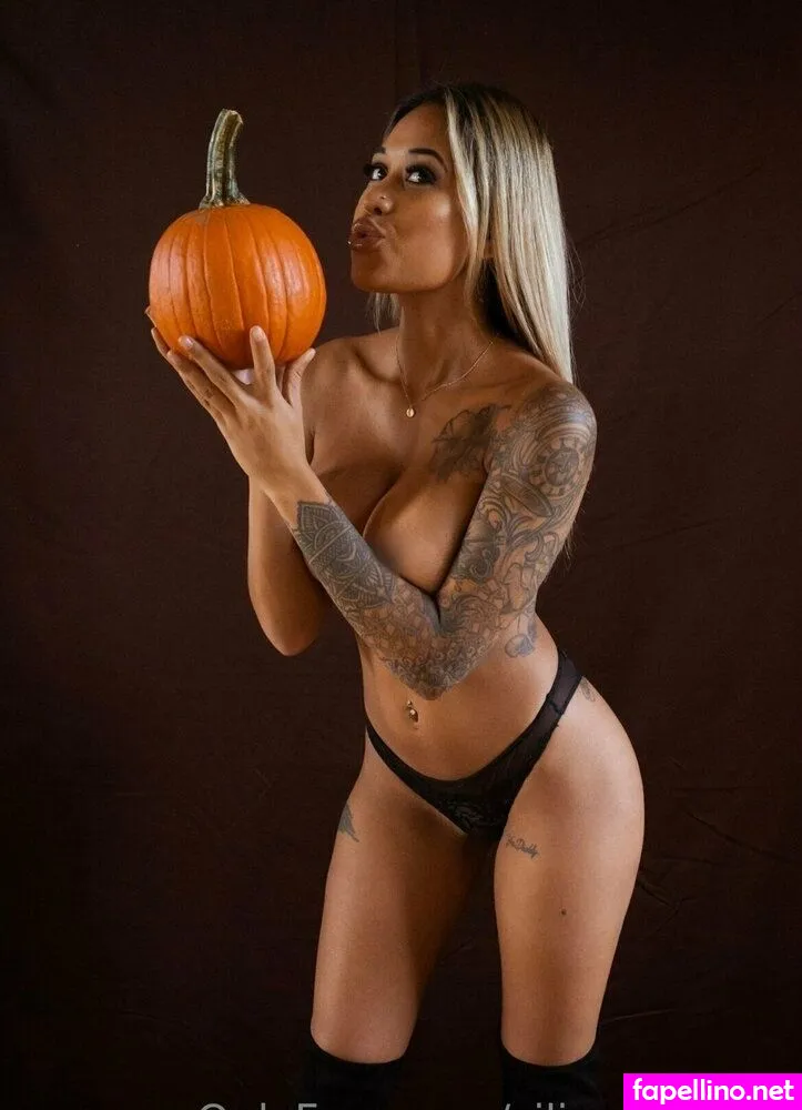 Ley from ig, silicone.babe, silicone_babies_101 Nude Leaked OnlyFans Photo #8kiAnFnF3B