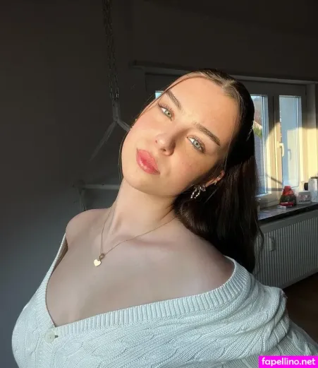 Silja Lls OnlyFans Thumbnail #Bm0oEQQFaI