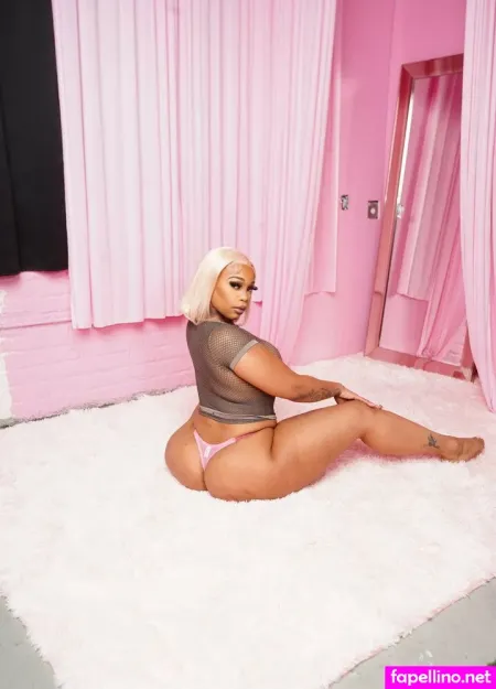 Silkstunnaa OnlyFans Thumbnail #WDFlhsYfra