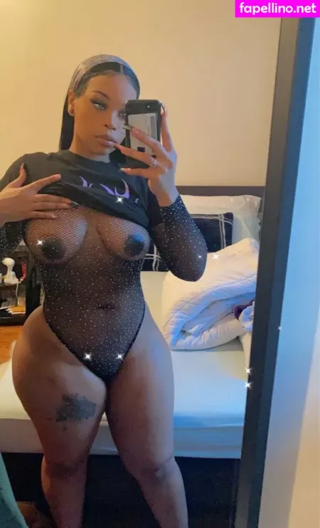 Silkstunnaaa OnlyFans Thumbnail #2I9e69WZWf