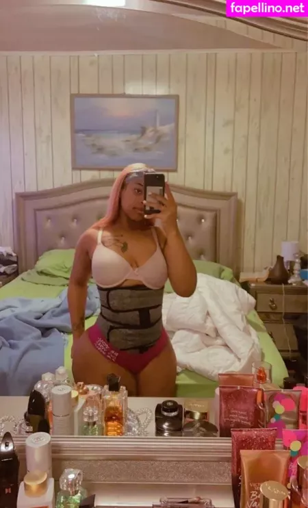 Silkstunnaaa OnlyFans Thumbnail #YNxHaLe2rH