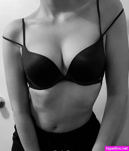Silky Socks OnlyFans Thumbnail #i89pC5N1Cz