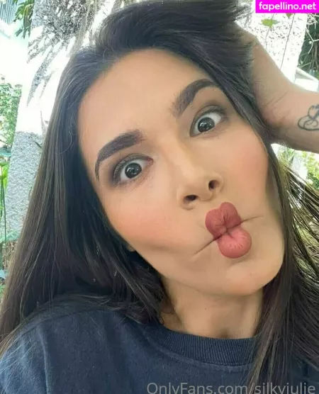 Silkyjulie OnlyFans Thumbnail #kJ5fpMTVdx