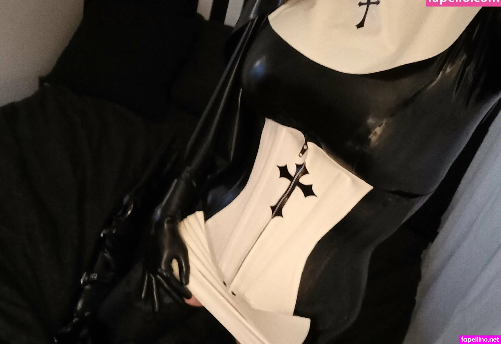 rubberdeer, silkysheen Nude Leaked OnlyFans Photo #Ap60nXURf5