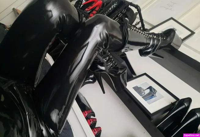 Silkysheen OnlyFans Thumbnail #K1iV45YorB