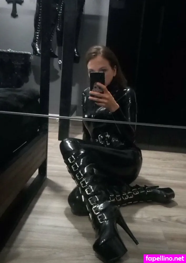 rubberdeer, silkysheen Nude Leaked OnlyFans Photo #Uuq0Dy90AP