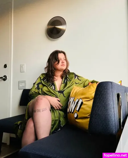 Silvania Corgosinho OnlyFans Thumbnail #H52JSxFvFE