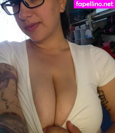 Silvercharmer OnlyFans Thumbnail #JwuGhtJj7K