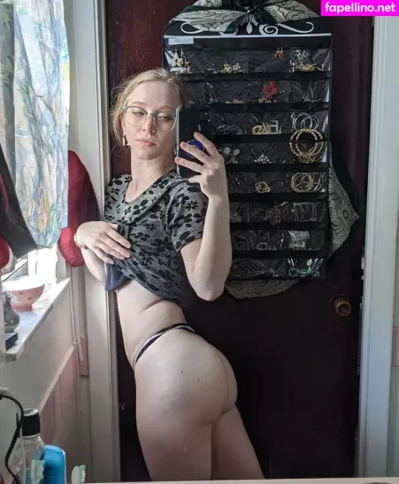 Silvergelpen OnlyFans Thumbnail #CZdFIioqwv