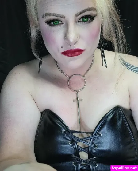 Silverheart92 OnlyFans Thumbnail #xN2h9wxwhC