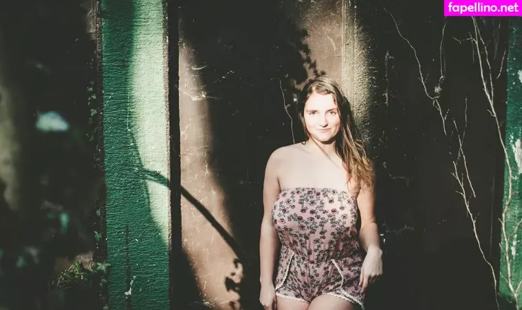 Silvi Silvilein OnlyFans Thumbnail #b1x7W68XKt