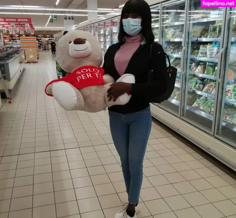 Silvia Ehigie OnlyFans Thumbnail #wgR1YBZGGP