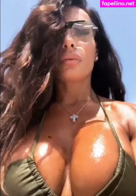 Silvia Iacucci OnlyFans Thumbnail #4Ch4wV13cs