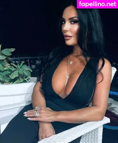 Silvia Iacucci OnlyFans Thumbnail #RmsB8tKeO0