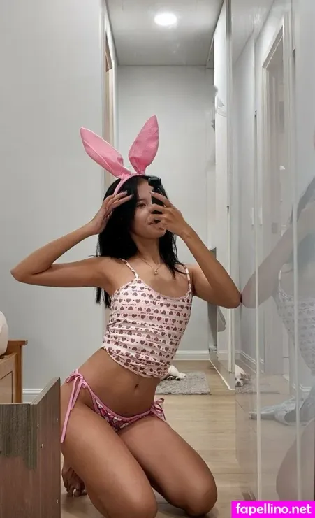 Silvia Lee 1 OnlyFans Thumbnail #HrX7C9OM4j