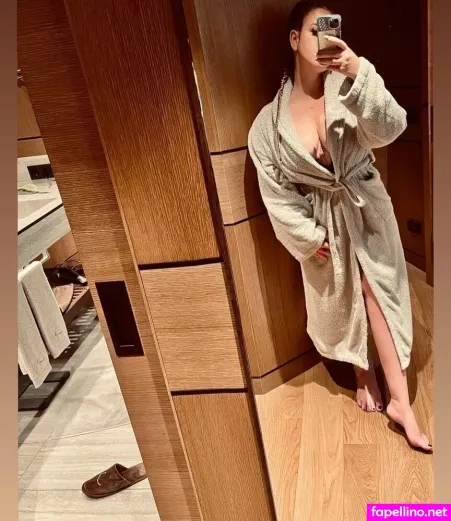 Silvia Tota OnlyFans Thumbnail #xnb9C8KmSj