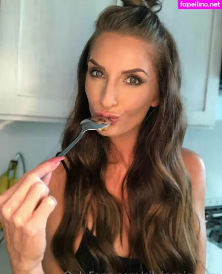 Silviasaigexxx OnlyFans Thumbnail #OIIbHYuCnh