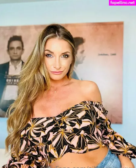 Silviasaigexxx OnlyFans Thumbnail #VdcD04QCI8