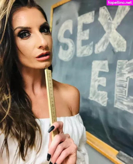 Silviasaigexxx OnlyFans Thumbnail #WKX1Y3IiX4