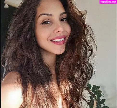 Silvie OnlyFans Thumbnail #vNL7eilBA4