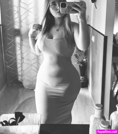 Silviiamartz OnlyFans Thumbnail #l8ggHMq5S1