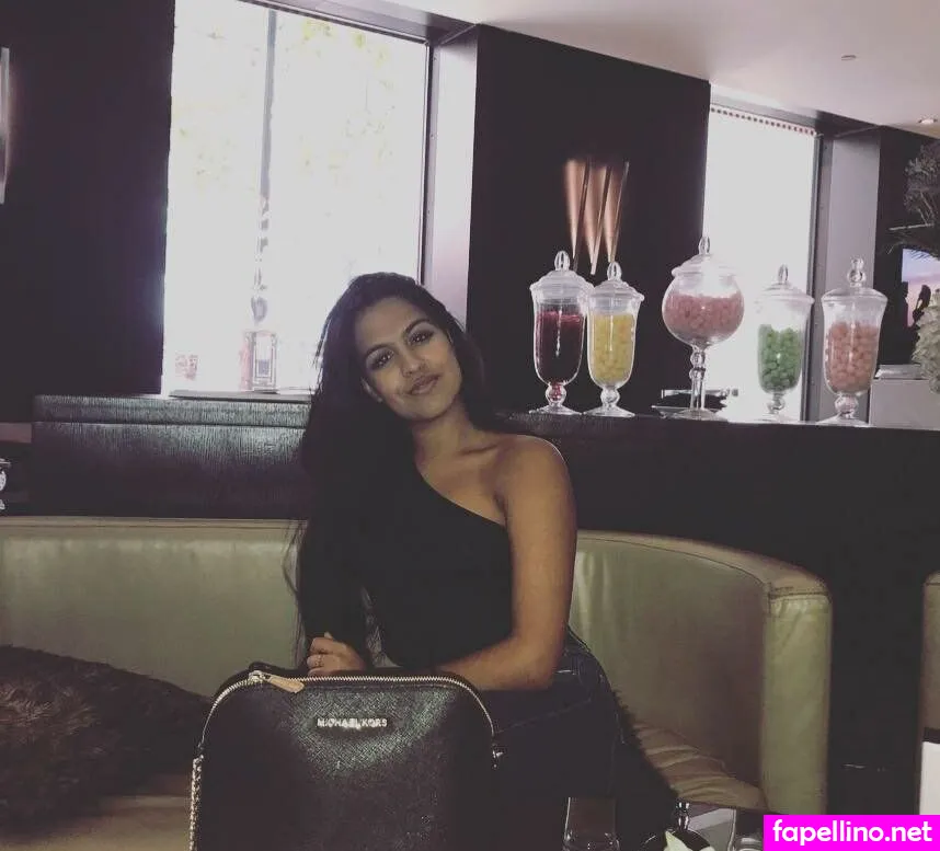 sim.ayyyyy, simiiipatel212 Nude Leaked OnlyFans Photo #JMpJnHVfci