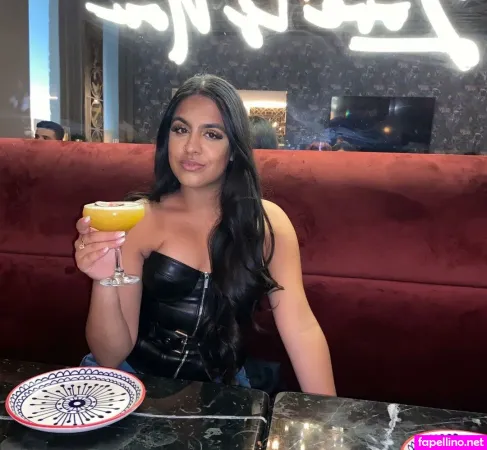 Sim Patel OnlyFans Thumbnail #jlA5ao7JZF