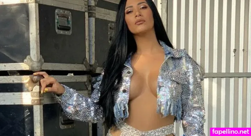 Simaria Mendes OnlyFans Thumbnail #SbK1xDP6ar