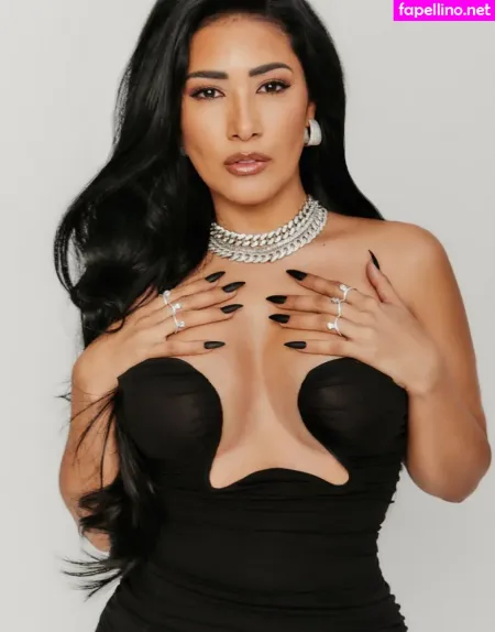 Simaria OnlyFans Thumbnail #1dvWo1Xwb2