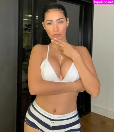Simaria OnlyFans Thumbnail #OZ5IOAI4Dr