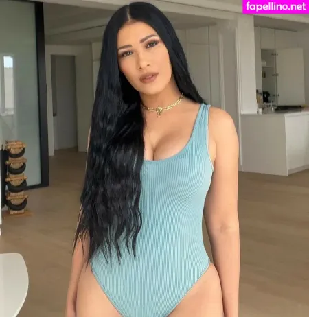 Simaria OnlyFans Thumbnail #OdNKkifdq4