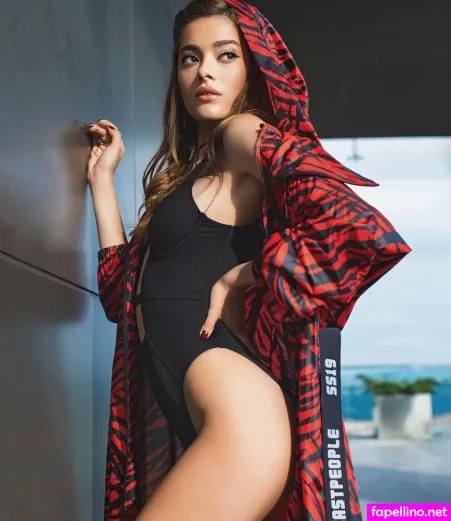 Simay Barlas OnlyFans Thumbnail #P8beq6Ehkc