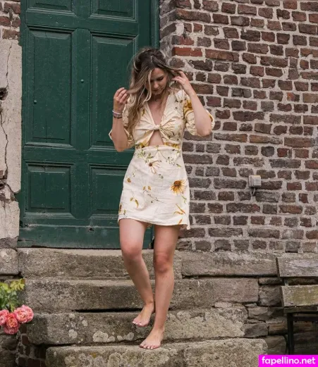 Simfinity Nina OnlyFans Thumbnail #1NGnO04BpJ