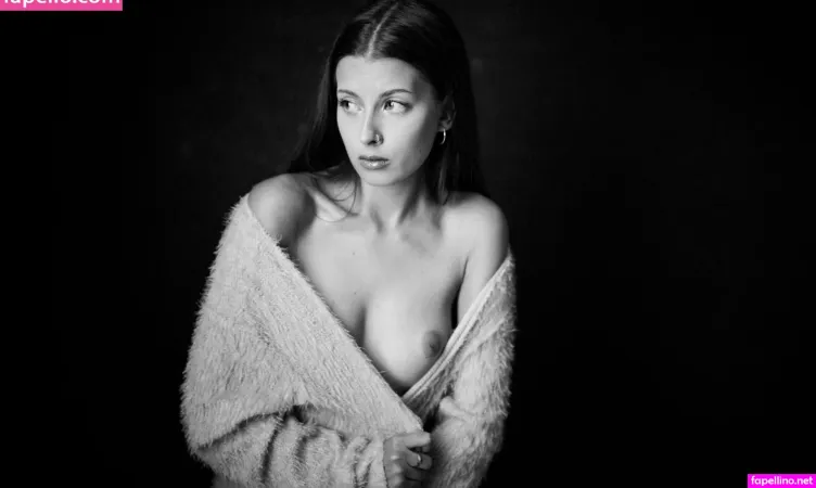 Similunea OnlyFans Thumbnail #ihZUgEjXLD