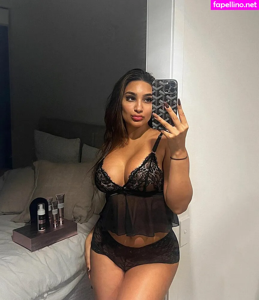 simmykk Nude Leaked OnlyFans Photo #HkXMsEk53z