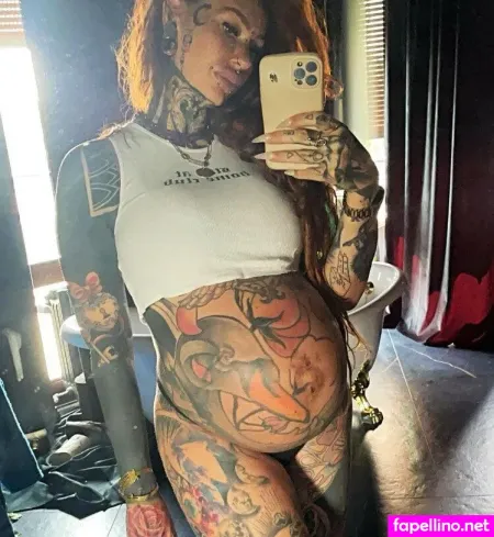 Simona Carrara OnlyFans Thumbnail #DybiWZIFYv